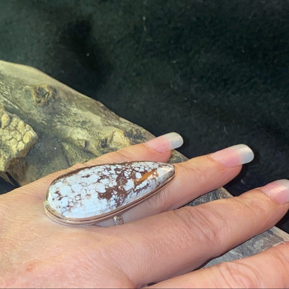 Wild horse Jasper Handcrafted elongated teardrop ring - Picture 5 of 10